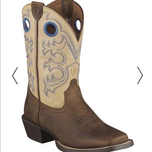 New Ariat 4LR Leather Cowboy Boots *New*